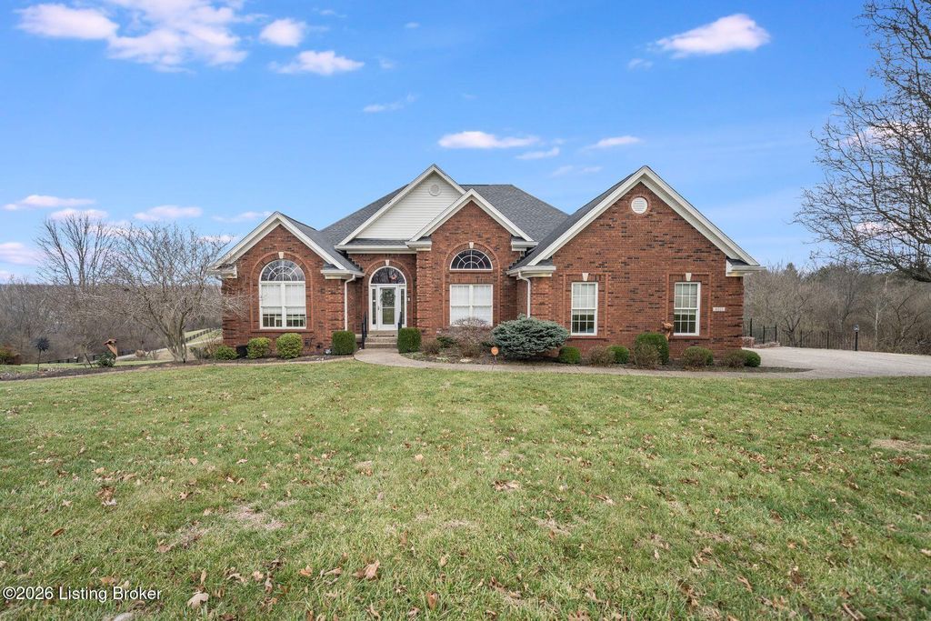 Photo of 4011 Lake Ridge Way, Crestwood, KY 40014 (MLS # 1706697)