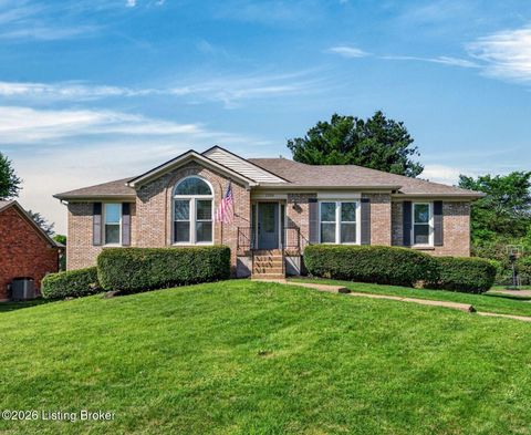 Photo of 1208 Nightingale Ln, Goshen, KY 40026 (MLS # 1714845)