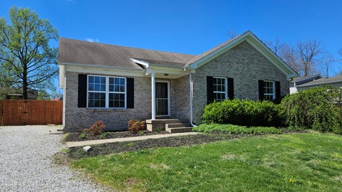 Homes For Sale - 6222 Sumac Ln<br/> Crestwood, KY 40014