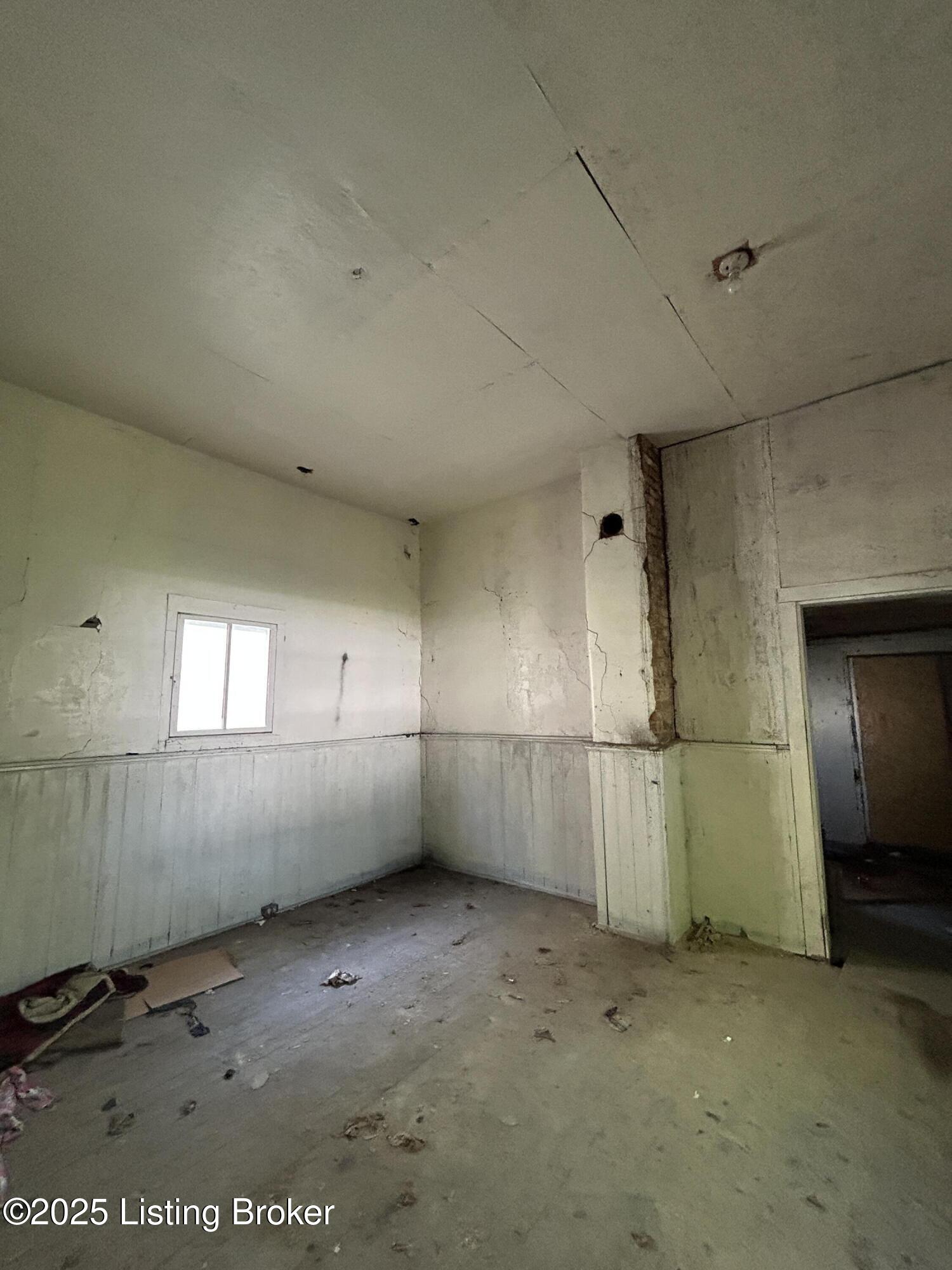 2423 Cedar St, Louisville, Pennsylvania image 7