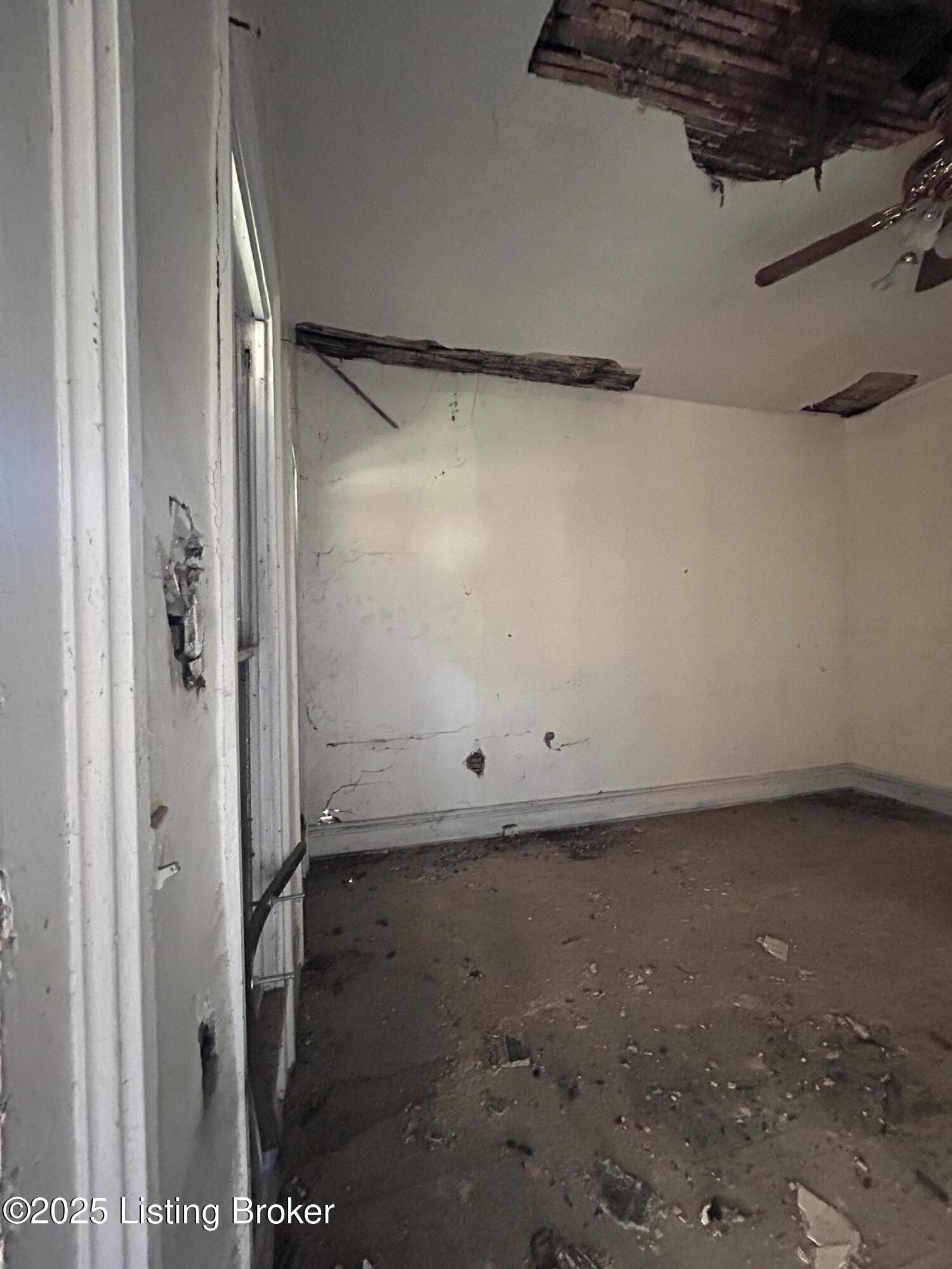 2423 Cedar St, Louisville, Pennsylvania image 5