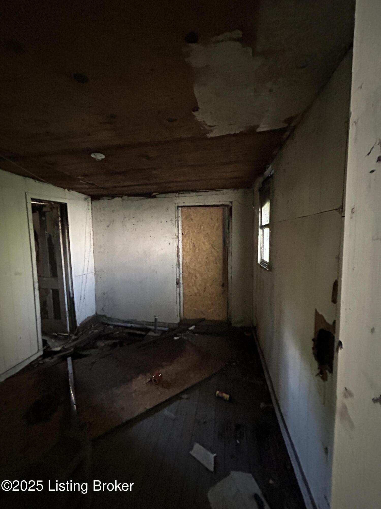 2423 Cedar St, Louisville, Pennsylvania image 3