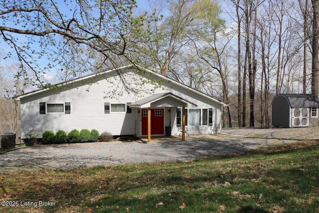 Photo of 404 Lorel Dunbar Rd, Jamestown, KY 42629 (MLS # 1713186)