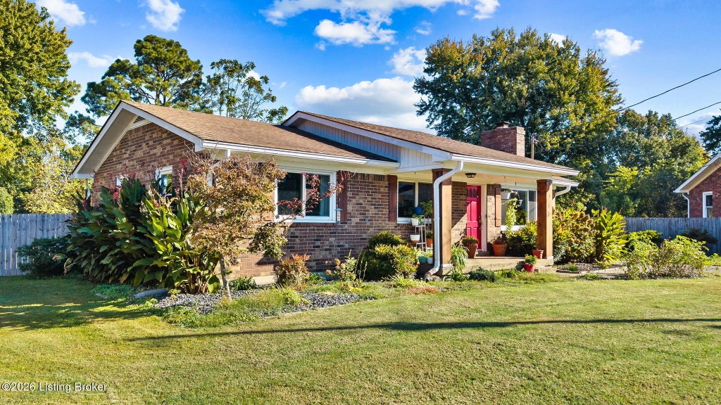 Photo of 245 Shelley Ct, Mt Washington, KY 40047 (MLS # 1732868)