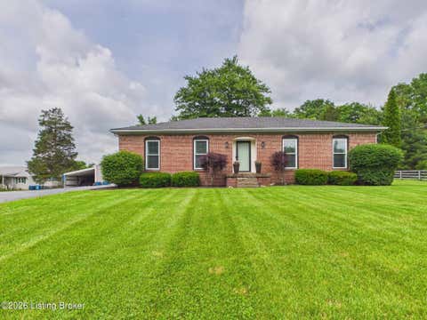 Homes For Sale - 2115 Fox Trail Dr<br/> La Grange, KY 40031