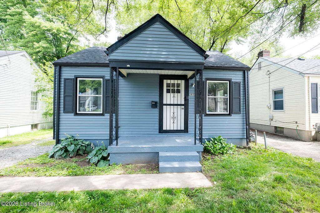 Photo of 1811 S 24th St, Louisville, KY 40210 (MLS # 1718944)