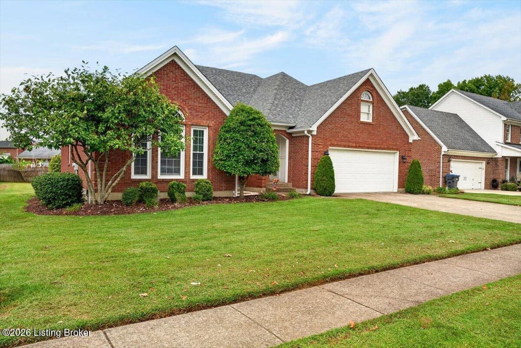 Photo of 7214 Old North Church Rd, Louisville, KY 40214 (MLS # 1730445)