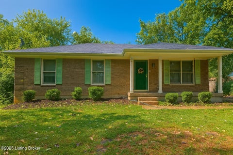 Homes For Rent - 501 Oak Leaf Dr<br/> La Grange, KY 40031