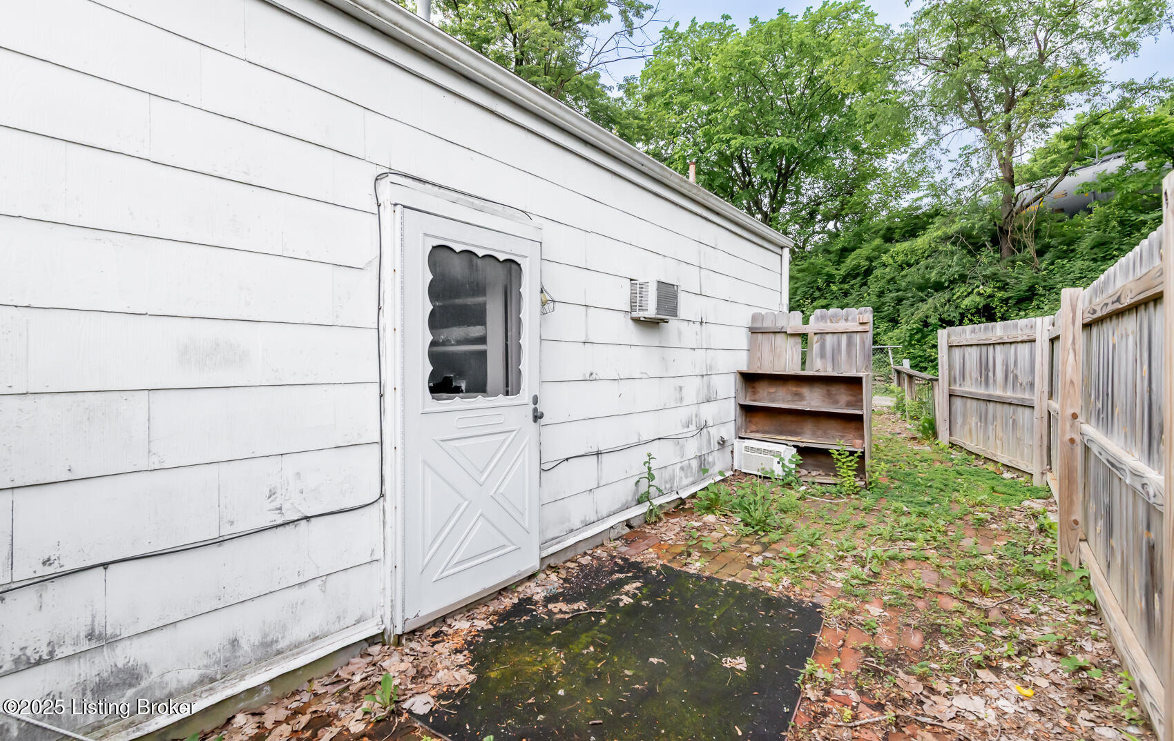 109 S Charlton St, Louisville, Pennsylvania image 48