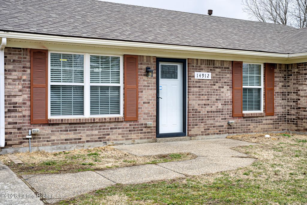 Photo of 14912 Galston Blvd, Louisville, KY 40272 (MLS # 1709412)