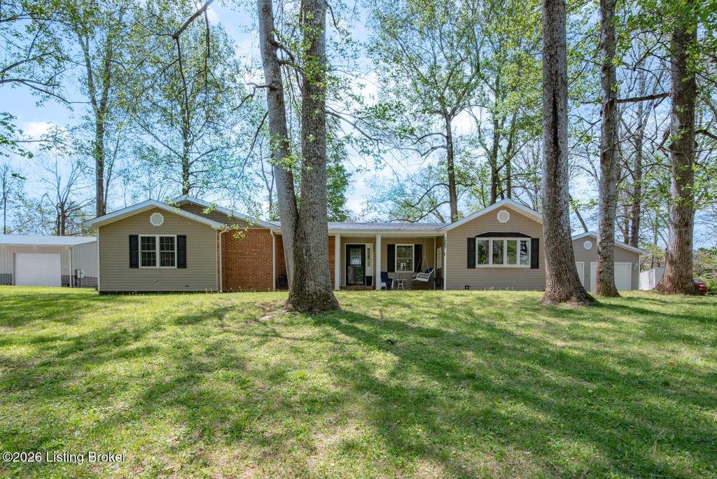 Photo of 1075 Partridge Way, Elizabethtown, KY 42701 (MLS # 1715068)