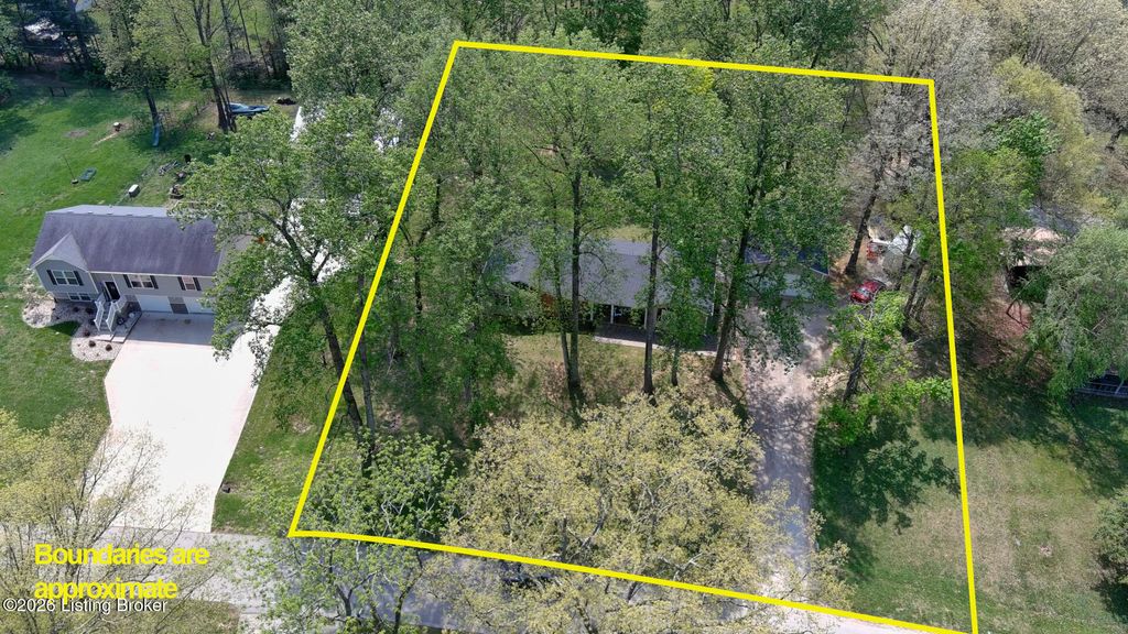 Photo of 1075 Partridge Way, Elizabethtown, KY 42701 (MLS # 1715068)