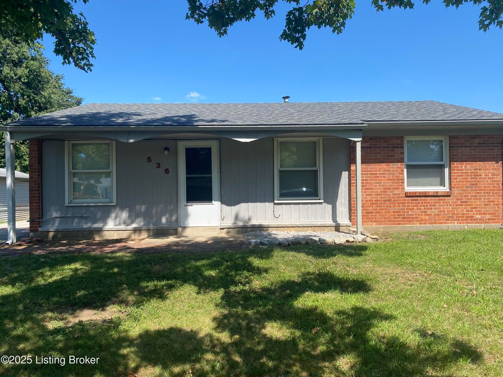 Photo of 536 Crestwood Ln, Louisville, KY 40229 (MLS # 1705880)