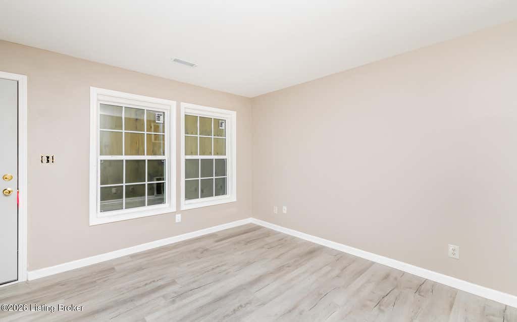 Photo of 2620 W Madison St, Louisville, KY 40211 (MLS # 1727004)