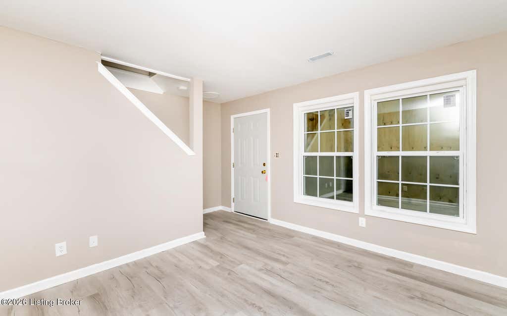 Photo of 2620 W Madison St, Louisville, KY 40211 (MLS # 1727004)