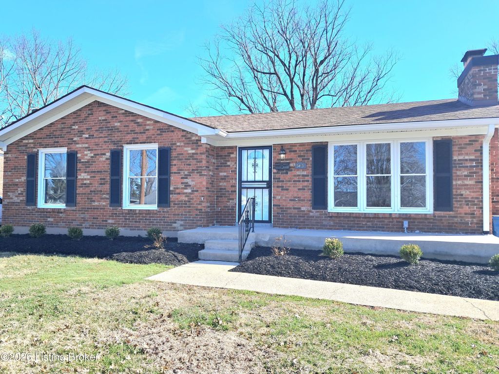 Photo of 5013 Invicta Dr, Louisville, KY 40216 (MLS # 1708286)