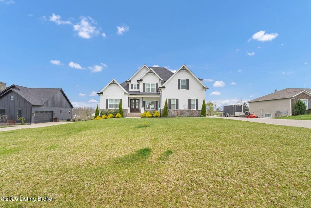 Photo of 254 Graves Dr, Smithfield, KY 40068 (MLS # 1711021)