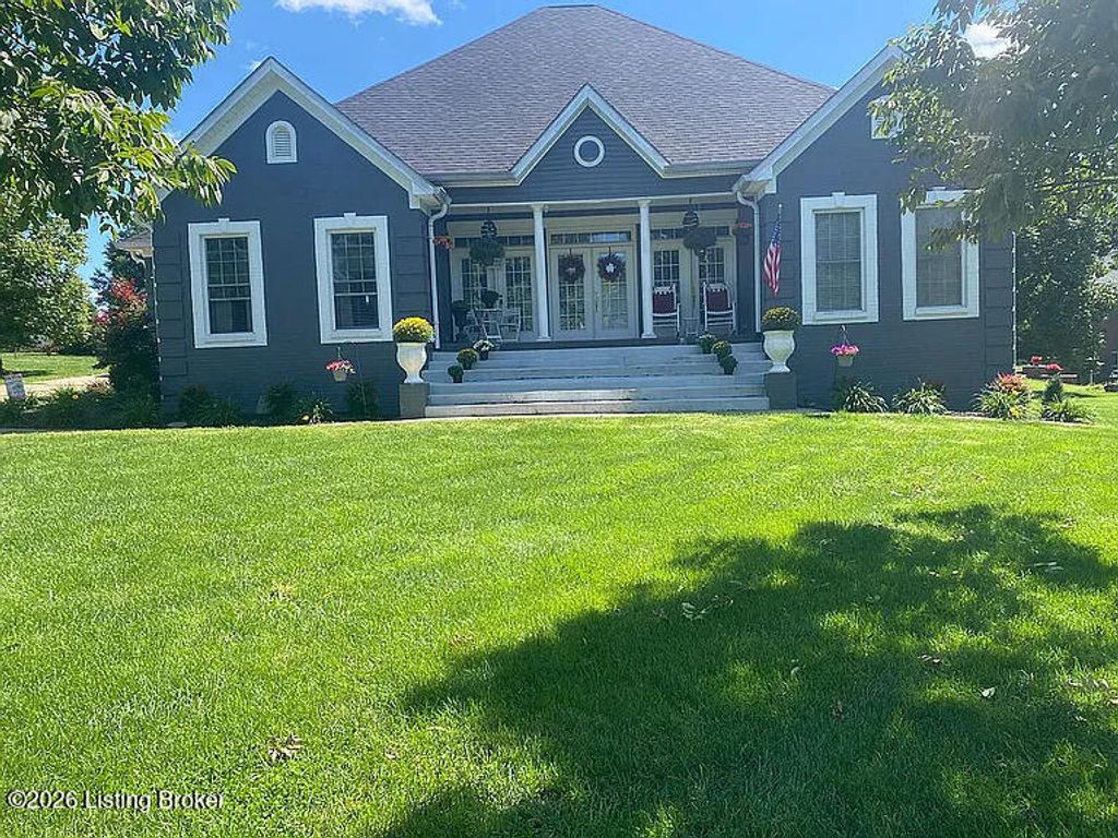 Photo of 109 Hamshire Ct, Bardstown, KY 40004 (MLS # 1711561)