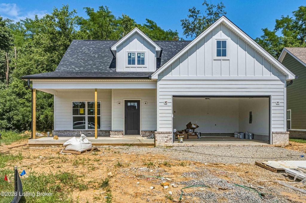 Photo of 1204 Divot Way, Simpsonville, KY 40067 (MLS # 1722161)