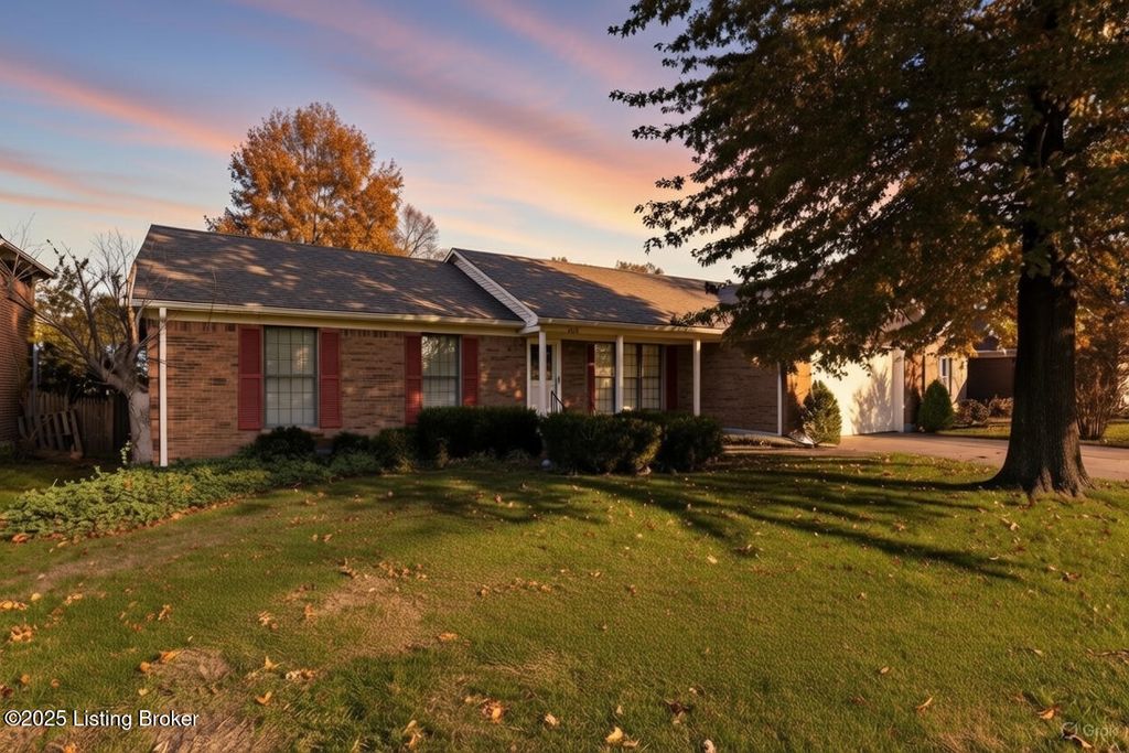 Photo of 7209 Old N Church Rd, Louisville, KY 40214 (MLS # 1705899)