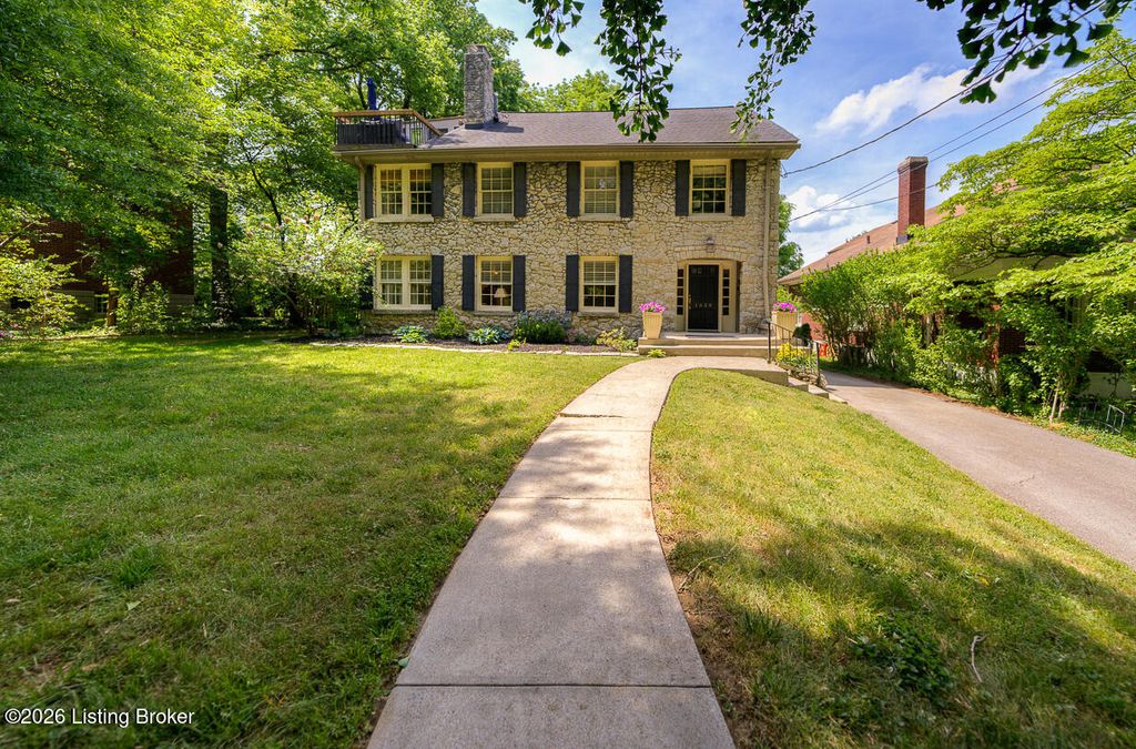 Photo of 1638 Cowling Ave #1, Louisville, KY 40205 (MLS # 1715720)