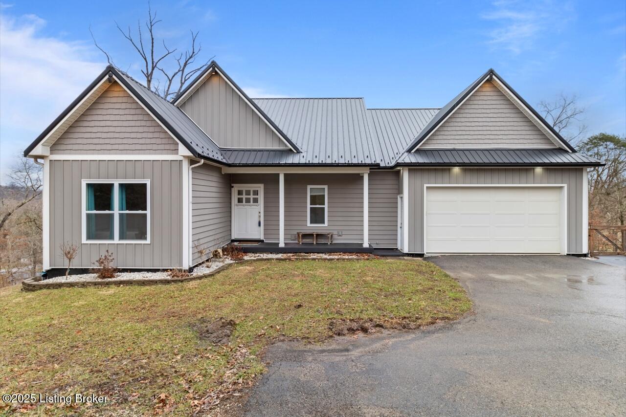 301 Chanda Ln, New Albany, Indiana image 1