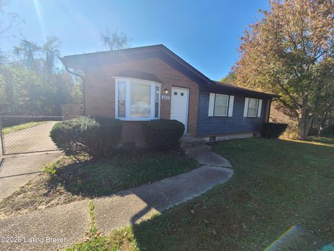 Photo of 4113 Glen Hill Manor Dr, Louisville, KY 40272 (MLS # 1710076)