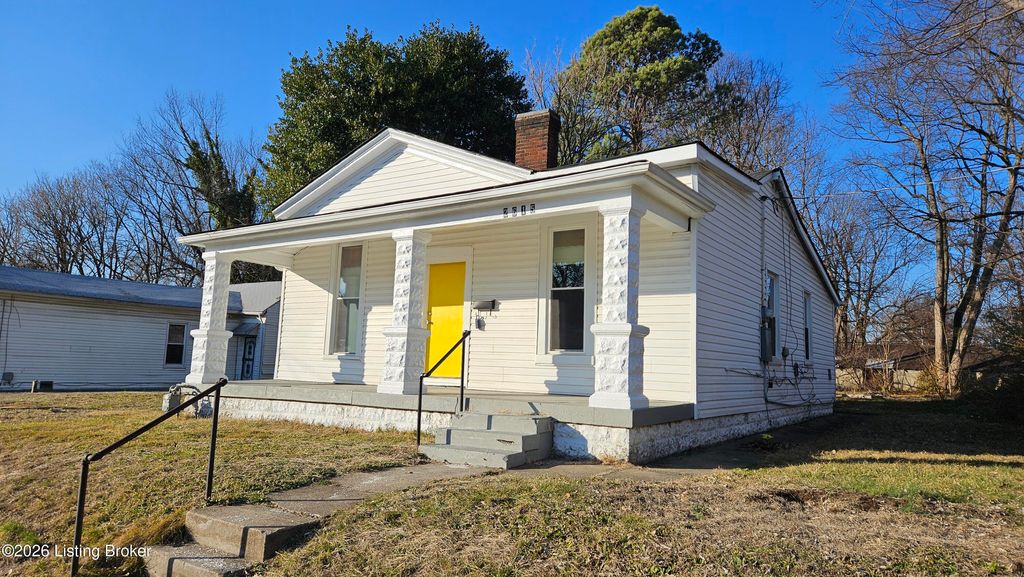 Photo of 2615 Greenwood Ave, Louisville, KY 40211 (MLS # 1708564)