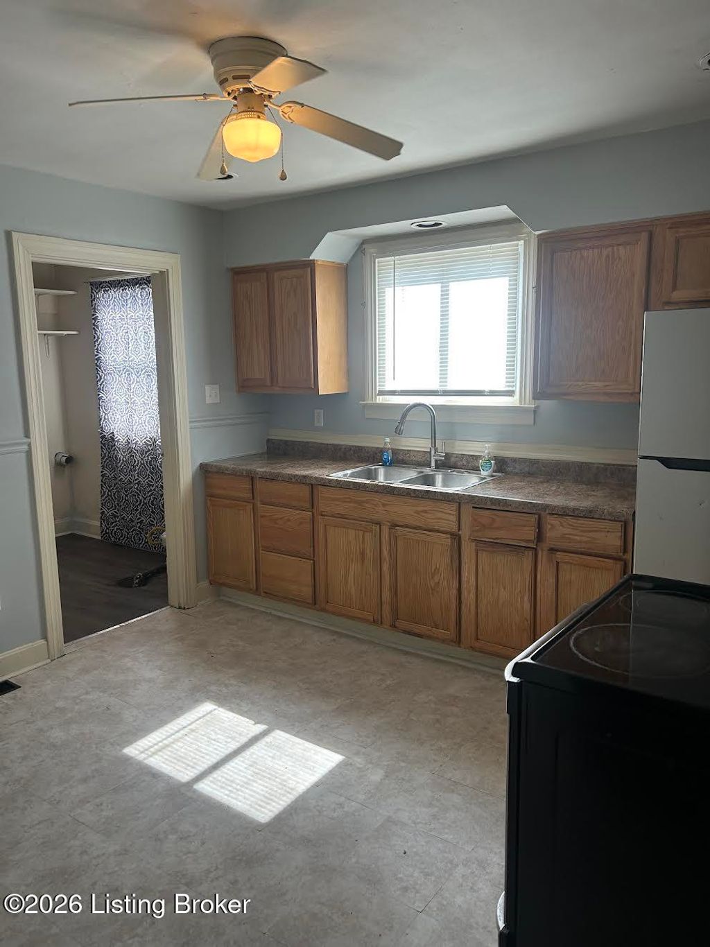 Photo of 515 Inverness Ave, Louisville, KY 40214 (MLS # 1718980)