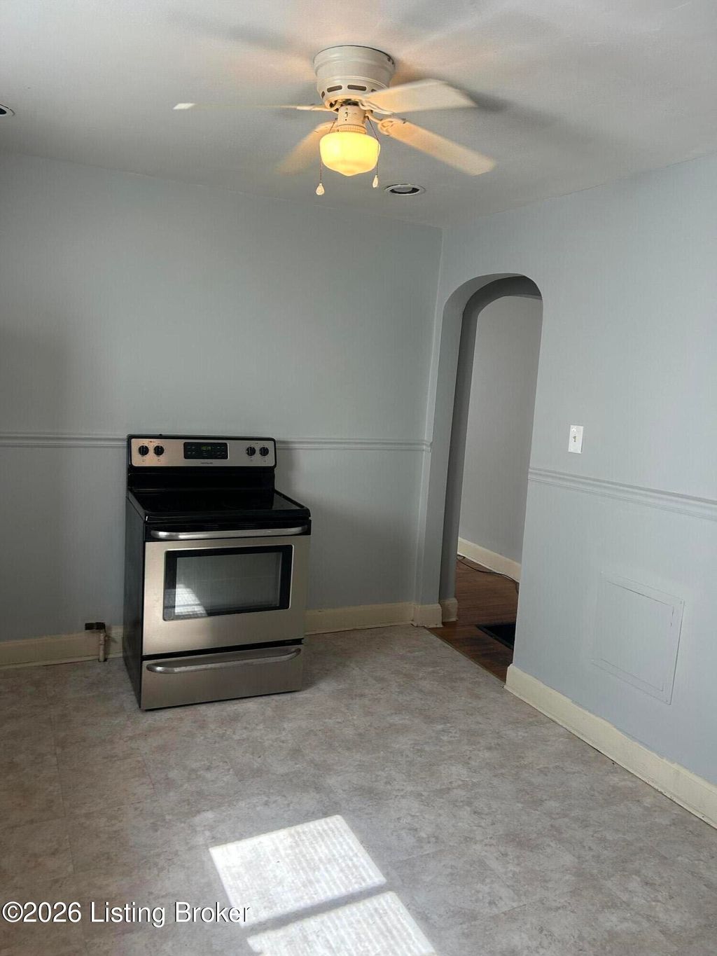 Photo of 515 Inverness Ave, Louisville, KY 40214 (MLS # 1718980)