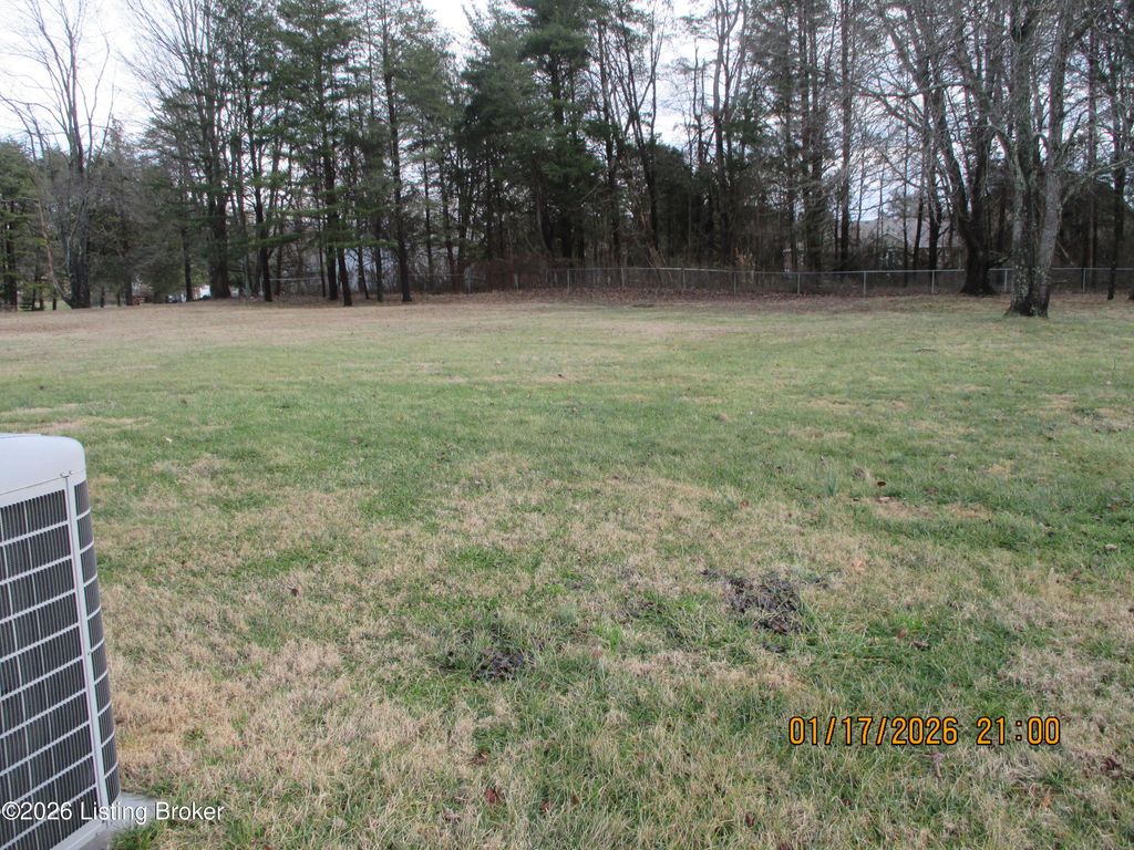 Photo of 376 Wilderness Trail, Shepherdsville, KY 40165 (MLS # 1706778)