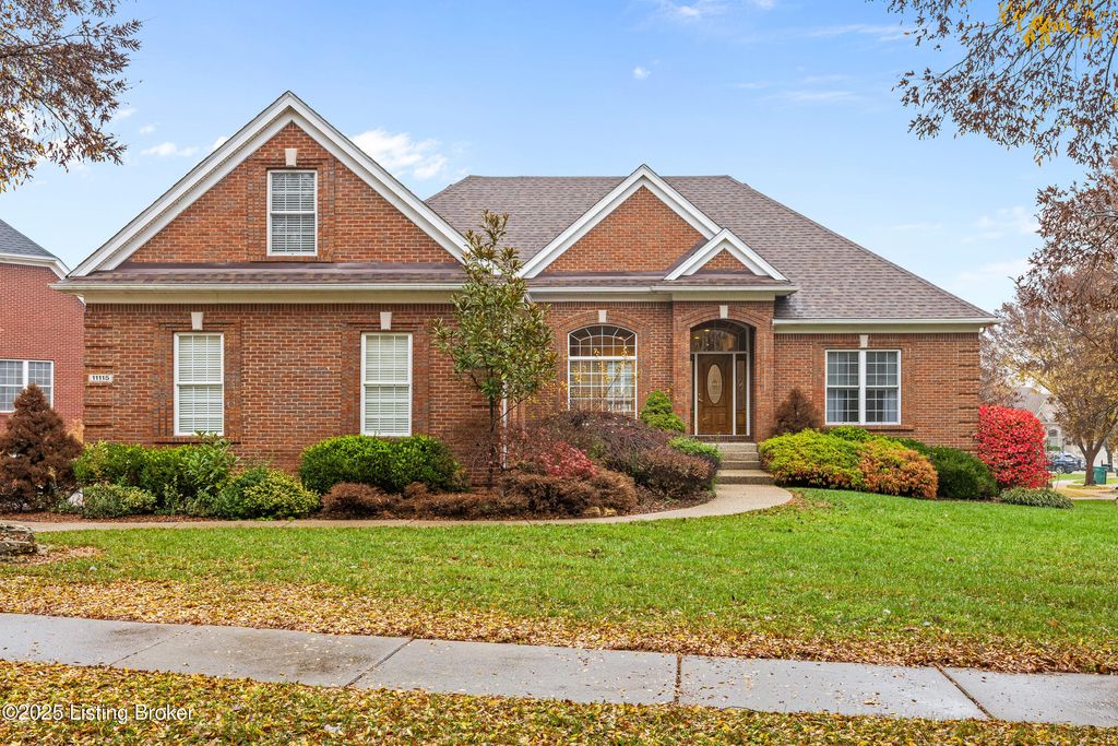 Photo of 11115 Perwinkle Ln, Louisville, KY 40291 (MLS # 1703913)