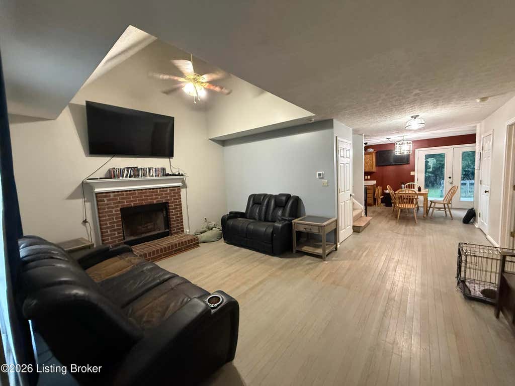 Photo of 292 Winter Dr, Taylorsville, KY 40071 (MLS # 1719671)