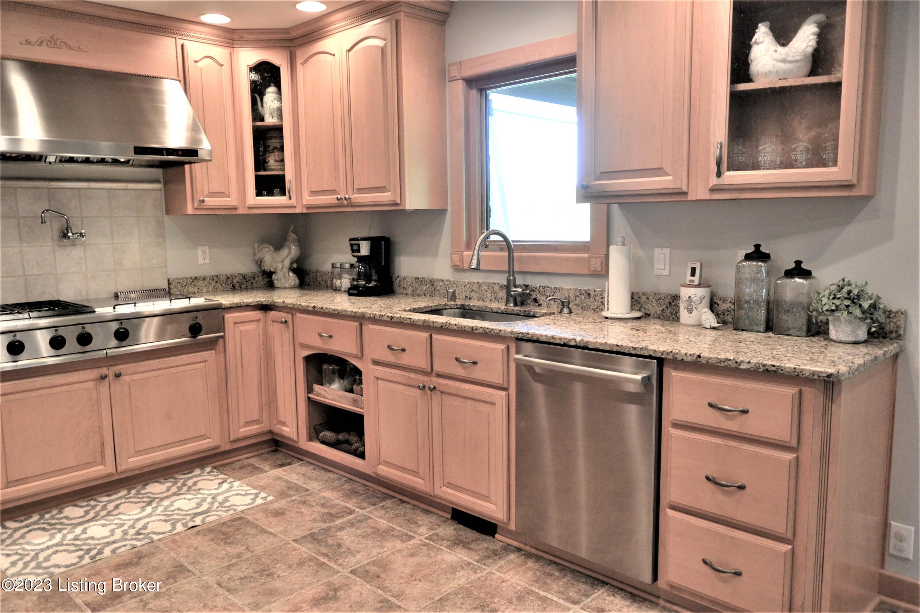 1464 E Sanders Ln, Mt Washington, Kentucky image 14