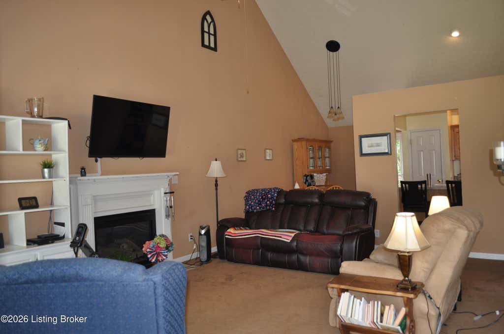 Photo of 11304 Sullivan Ct, Louisville, KY 40229 (MLS # 1723143)
