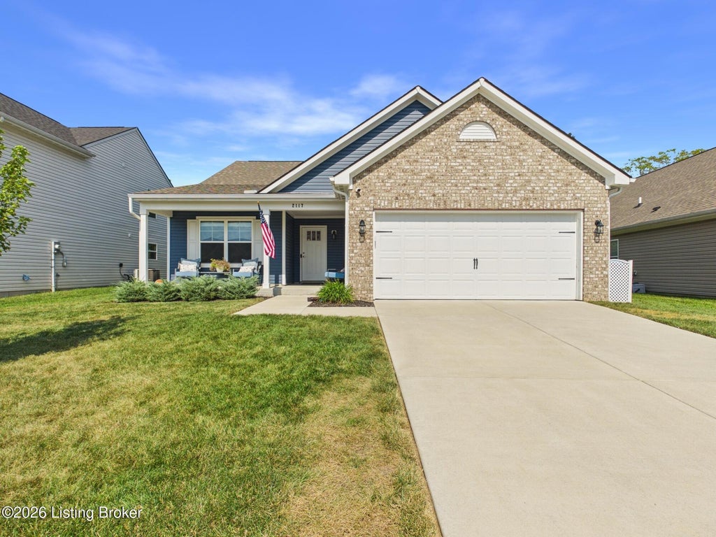 Photo of 2117 Carnegie Dr, Shelbyville, KY 40065 (MLS # 1728277)