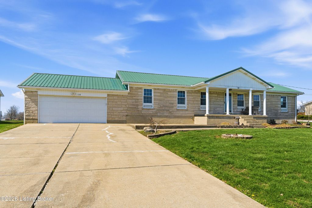 Photo of 110 Allen Lake Rd, Brandenburg, KY 40108 (MLS # 1712013)