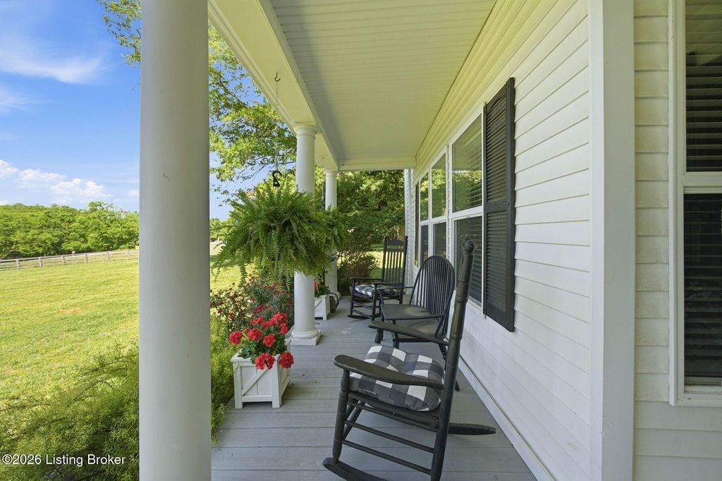 Photo of 4681 Bloomfield Rd, Taylorsville, KY 40071 (MLS # 1716712)