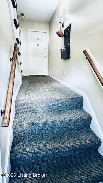 Photo of 521 Zorn Ave #APT E13, Louisville, KY 40206 (MLS # 1727782)