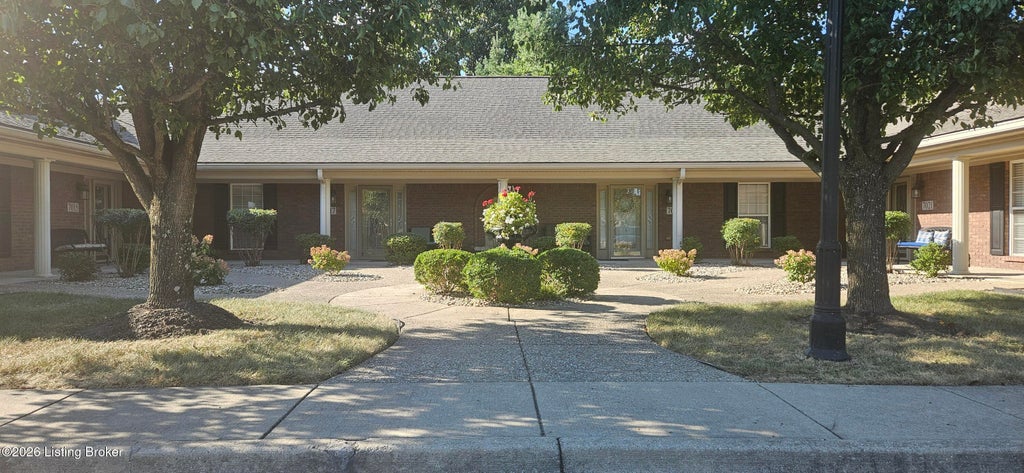 Photo of 7021 Adeno Way, Louisville, KY 40291 (MLS # 1727942)