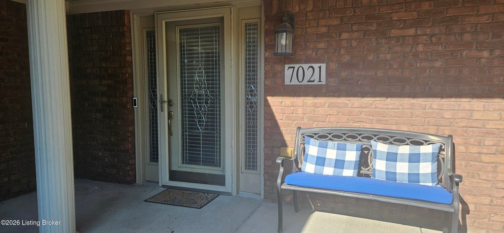 Photo of 7021 Adeno Way, Louisville, KY 40291 (MLS # 1727942)