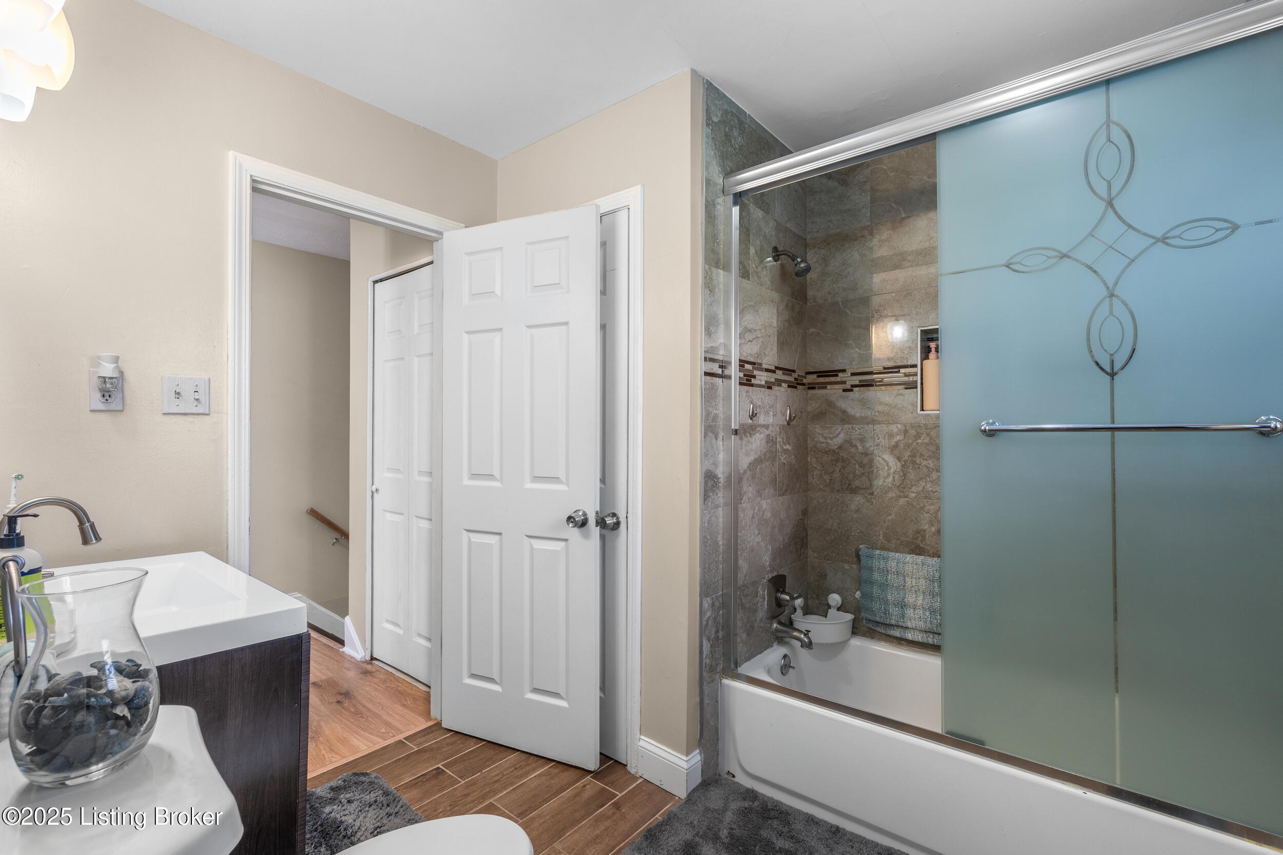 9219 Glover Ln, Louisville, Pennsylvania image 25