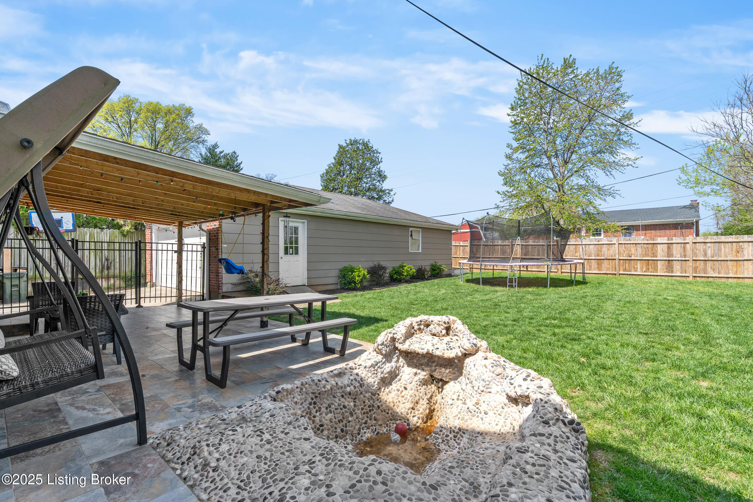 9219 Glover Ln, Louisville, Pennsylvania image 41