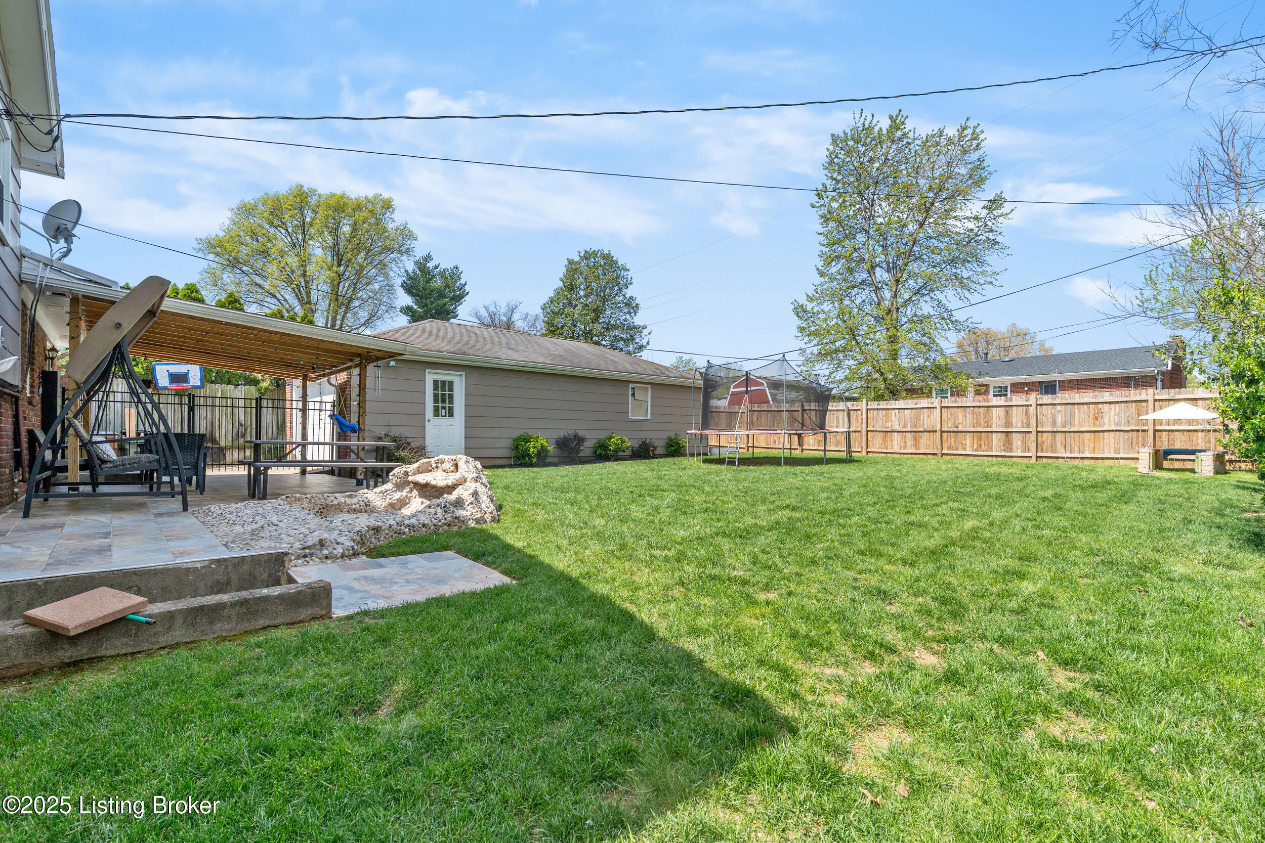 9219 Glover Ln, Louisville, Pennsylvania image 39