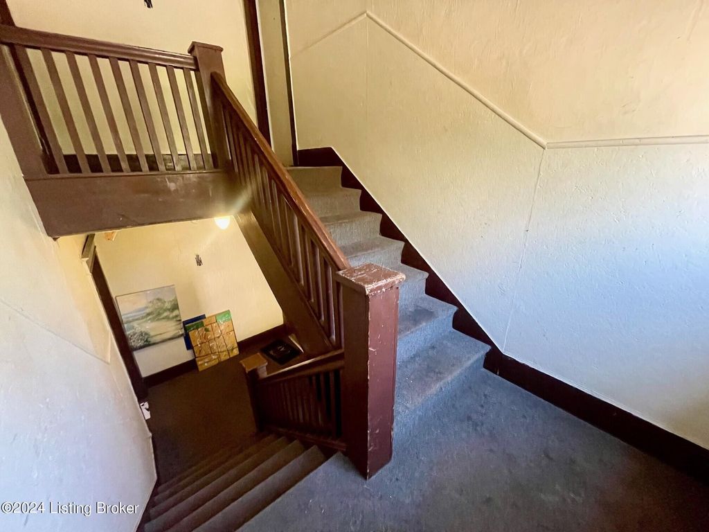 Photo of 4120 Garland Ave #2, Louisville, KY 40211 (MLS # 1705276)