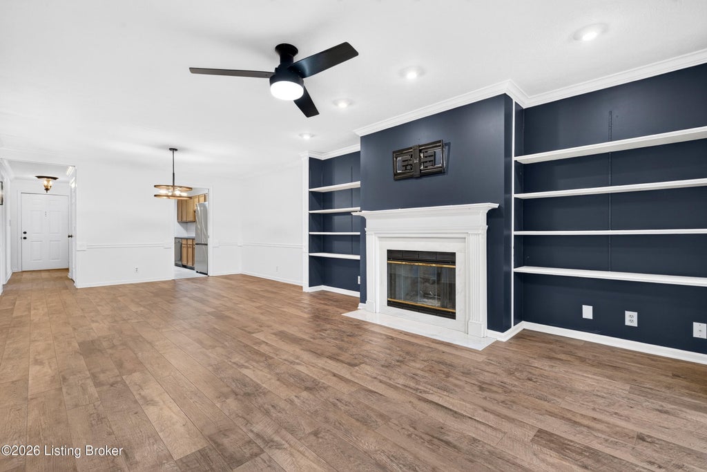 Photo of 804 Forest Park Rd, Louisville, KY 40223 (MLS # 1730093)