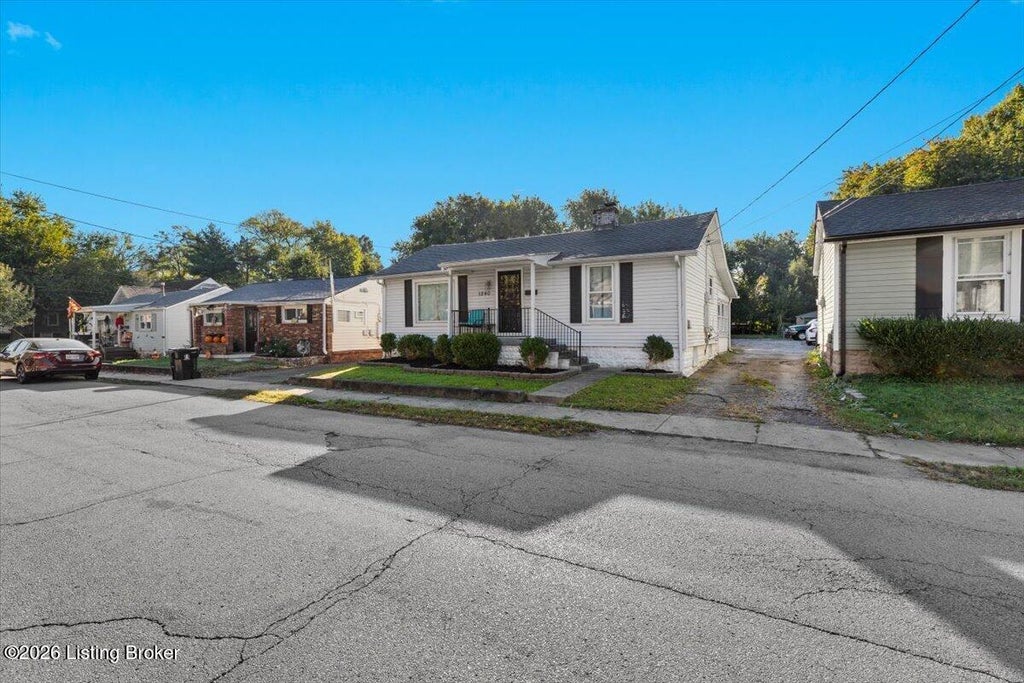 Photo of 1240 Morgan Ave, Louisville, KY 40213 (MLS # 1732623)