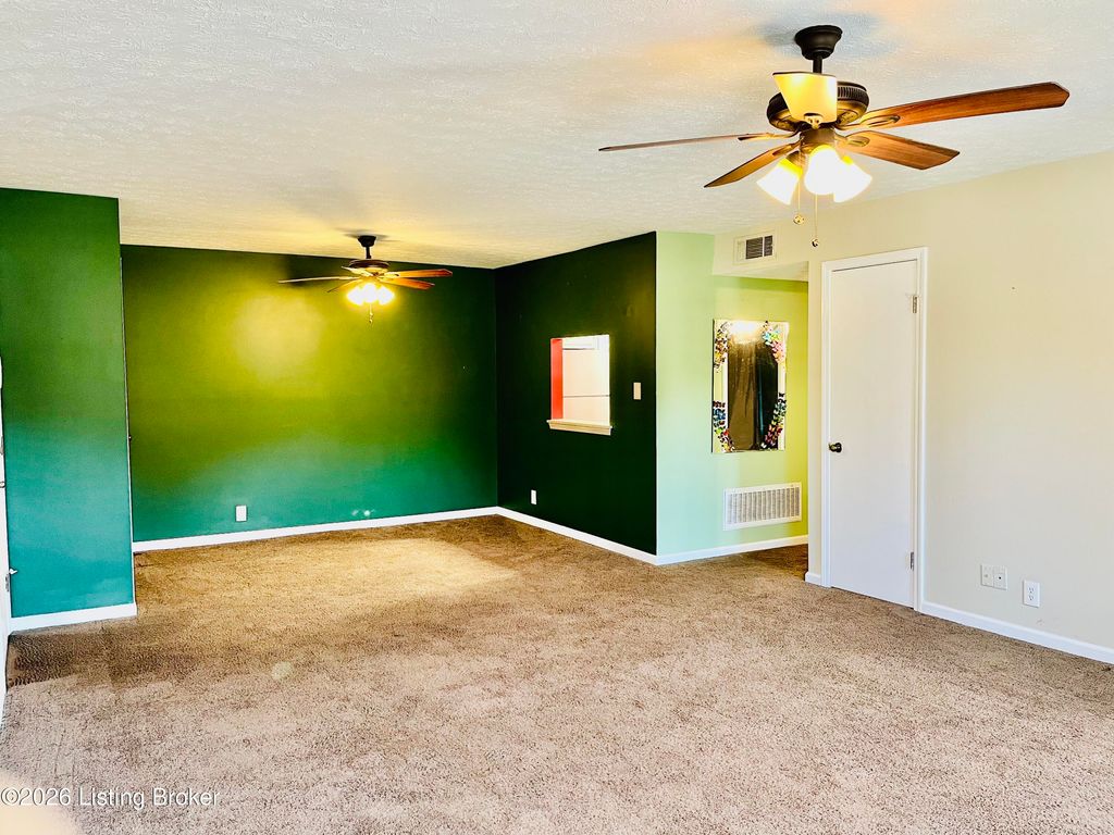 Photo of 8127 Lake Ave #APT A10, Louisville, KY 40222 (MLS # 1720658)