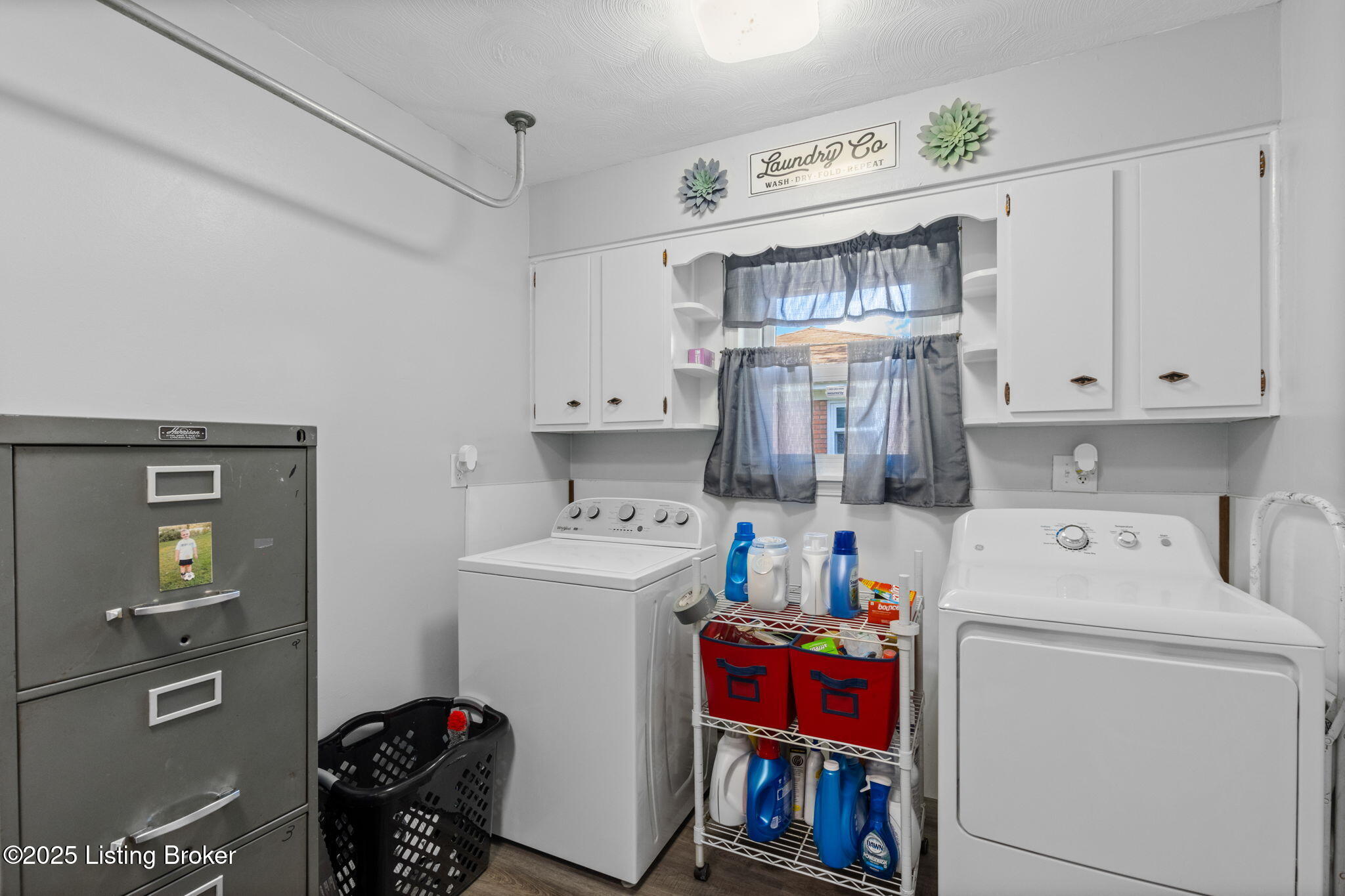 9705 Thor Ave, Louisville, Kentucky image 32