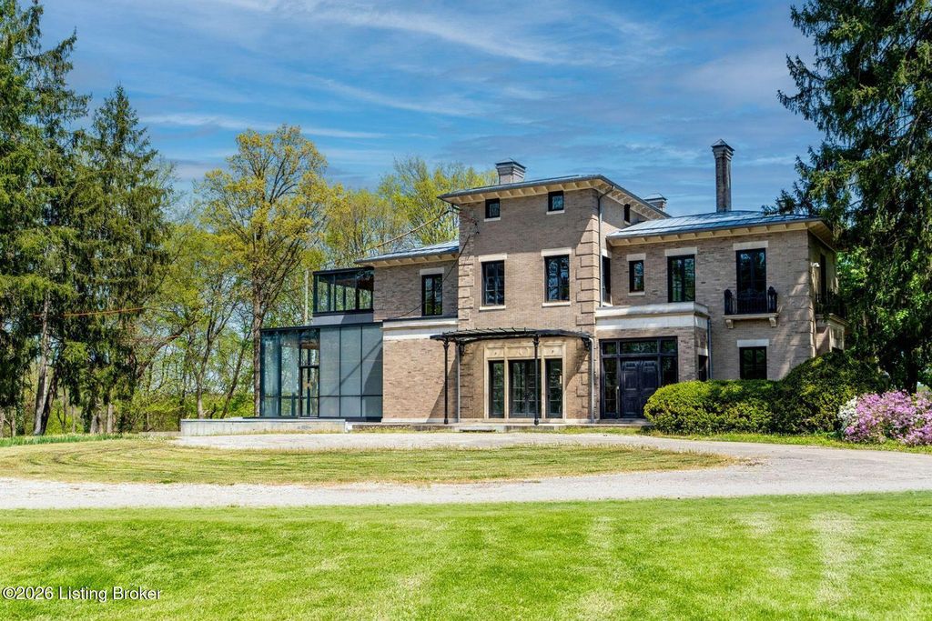 Photo of 3 Casselberry Ct, Louisville, KY 40205 (MLS # 1714802)